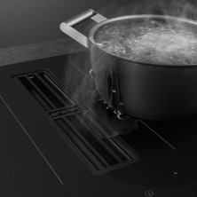 Индукционная варочная панель с вытяжкой SMEG HOBD382N2