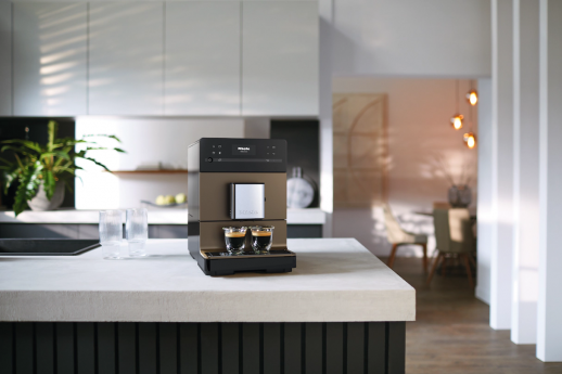 Кофе-машина MIELE CM 5710 BRPF