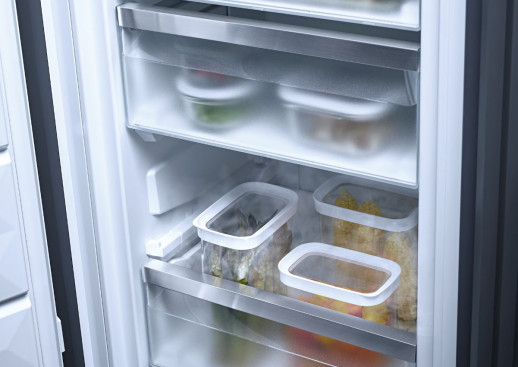 Встраиваемая морозильная камера MIELE FNS 7740 D