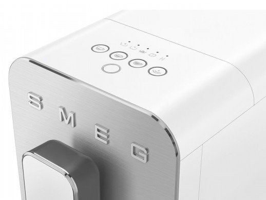 Кофе-машина SMEG BCC12WHMEU