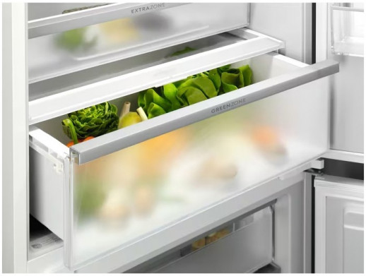 Встраиваемый холодильник Electrolux KNP7TE75S