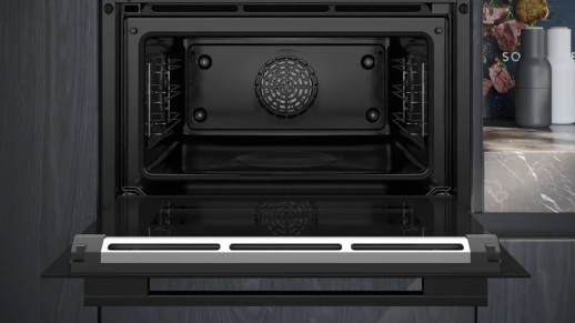Компактный духовой шкаф Siemens CB774G1B1