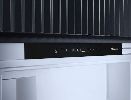 Встраиваемый холодильник MIELE K 7316 E